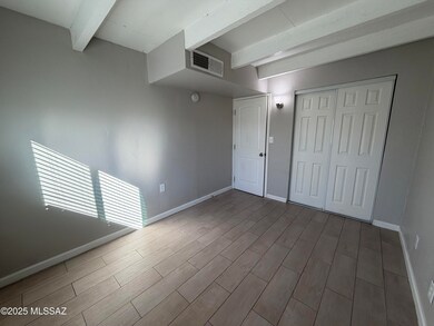 3451 N Flowing Wells Rd unit 4, Tucson, AZ 85705 - photo 4