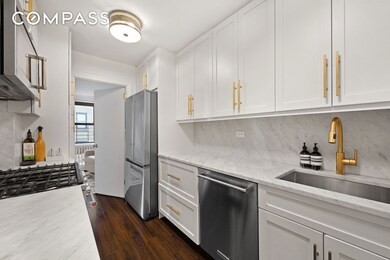 196 E 75th St unit 9G, New York, NY 10021 - photo 6
