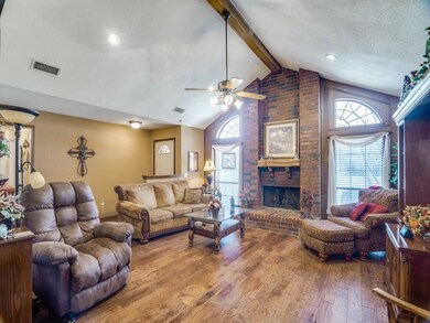 413 W Oak St, Wylie, TX 75098 - photo 4