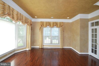 43494 Savoy Woods Ct, Chantilly, VA 20152 - photo 4