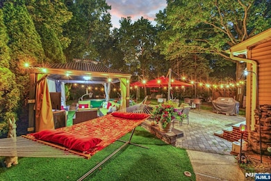 181 Lakeview Ave, Leonia, NJ 07605 - photo 3