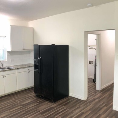 507 S Scullin Ave, Denison, TX 75020 - photo 6