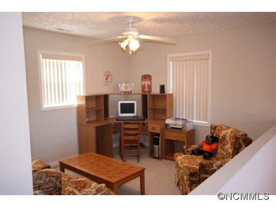 26 Smoke Tree Rd, Candler, NC 28715 - photo 7