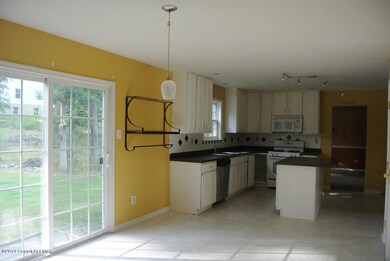 3146 Hollow Dr, East Stroudsburg, PA 18301 - photo 7