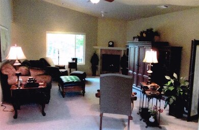 unlisted-address, Grants Pass, OR 97527 - photo 2