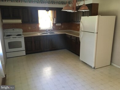 8282 Haven St, Denton, MD 21629 - photo 5