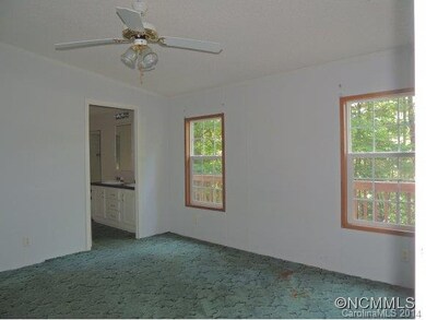 227 Quail Ln, Hendersonville, NC 28792 - photo 5