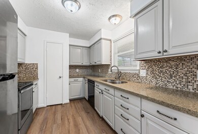 2808 Pinewood Dr, League City, TX 77573 - photo 7