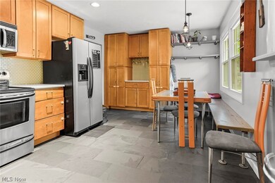 26457 Bagley Rd, Olmsted Falls, OH 44138 - photo 4