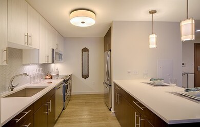 1 Canal St unit 731, Boston, MA 02114 - photo 3