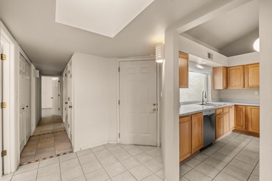 504 Eastlake Dr SE, Rio Rancho, NM 87124 - photo 4