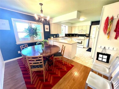 Beautiful wood floors in the dining area!