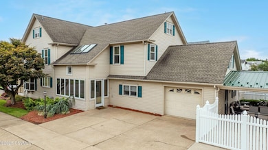 543 E 5th St, Nescopeck, PA 18635 - photo 4