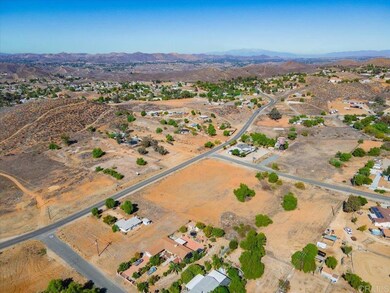 28470 Goetz Rd, Menifee, CA - photo 2