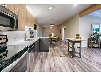 Kitchen/Dining Room