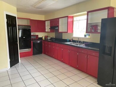 2435 Clearview Dr, Donna, TX 78537 - photo 5