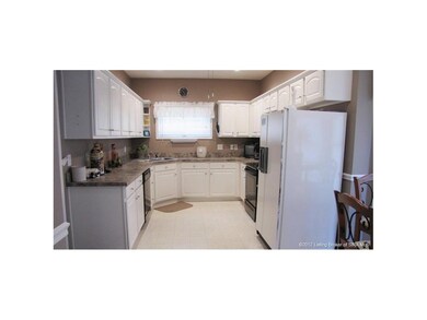 4265 Sunrise Dr, Sellersburg, IN 47172 - photo 6