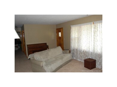 2716 Navajo Dr, New Albany, IN 47150 - photo 3