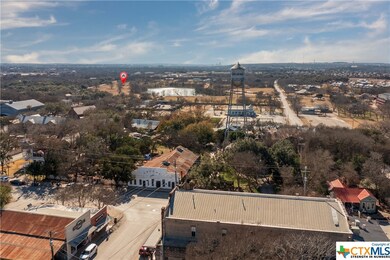 1243 Sleepy Hollow Ln, New Braunfels, TX 78130 - photo 4