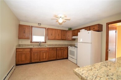 12 Cute St, Pawtucket, RI 02860 - photo 4