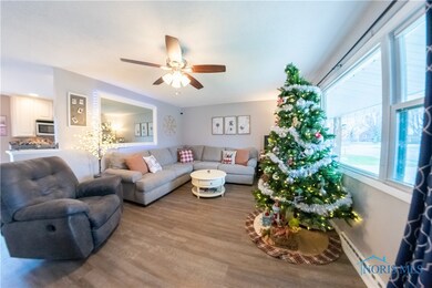 401 Pine Rd, Woodville, OH 43469 - photo 3