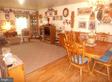 4055 Heiple Ct, Greencastle, PA 17225 - photo 5