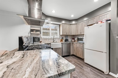 13342 De Mott Dr, Warren, MI 48088 - photo 5