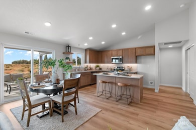 1697 Tule Dr, Twin Falls, ID 83301 - photo 2