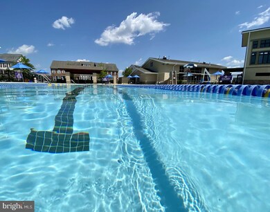 13016 Blacksmith Dr, Clarksburg, MD 20871 - photo 3