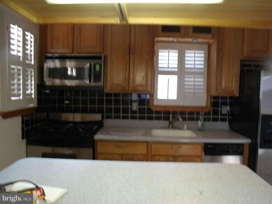 5607 New Hampshire Ave NE, Washington, DC 20011 - photo 4