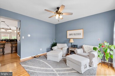 1316 Compton Ct, Sykesville, MD 21784 - photo 5