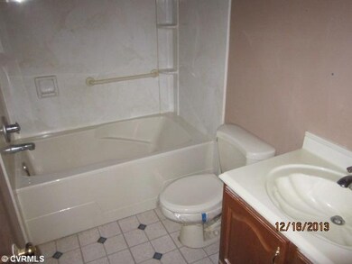 Master Bath - First Floor Full Bathroom