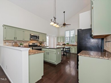 18-Kitchen