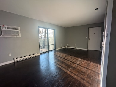 491 W Central St unit B7, Franklin, MA 02038 - photo 2
