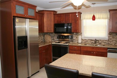 403 Jane Sowers Rd, Statesville, NC 28625 - photo 5