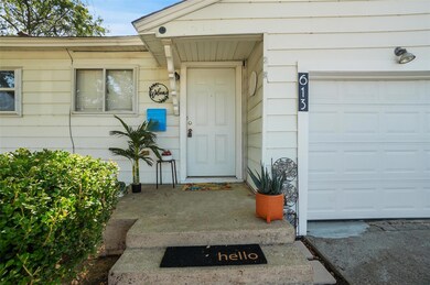 613 SW 3rd St, Grand Prairie, TX 75051 - photo 5