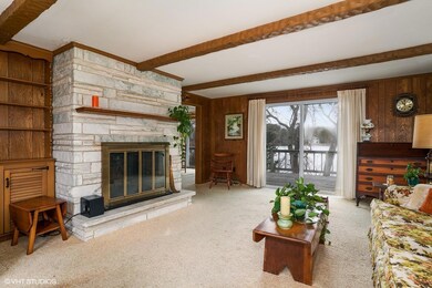 03_58NyesPointWay_10001_LivingRoom_MLSus
