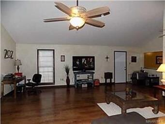 101 Kingswood Dr, Prattville, AL 36067 - photo 2