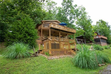 AWESONE LAKE VIEW FROM DECKS