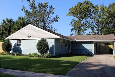 4516 Mark Twain Dr, New Orleans, LA 70126 - photo 2