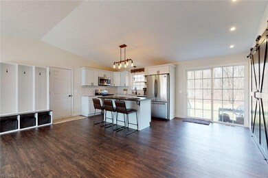 375 S Chillicothe Rd, Aurora, OH 44202 - photo 2