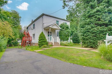 39 Middlesex Ave, Edison, NJ 08820 - photo 2