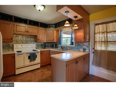 3344 Harrison Ave, Reading, PA 19605 - photo 3