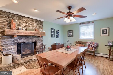 85 Meadow View Dr, Leola, PA 17540 - photo 4