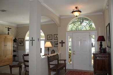 Foyer/Dining Room