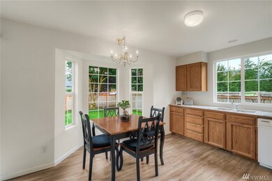 415 Jewell St, Enumclaw, WA 98022 - photo 4