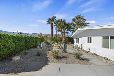 005_Front Yard