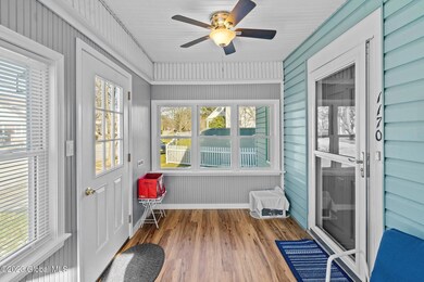 09-web-or-mls-1170-regent-st