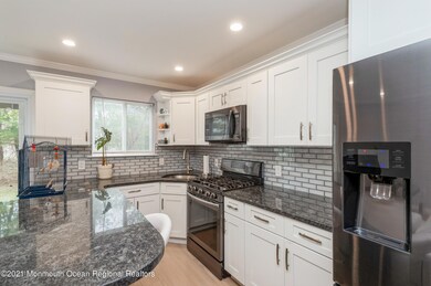 07_10-Lucia-Ct_5_Kitchen_Print