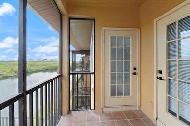 4333 Bayside Village Dr unit 312, Tampa, FL 33615 - photo 6